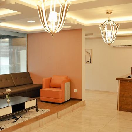 Hotel Esquina Residency Kochi Exterior foto