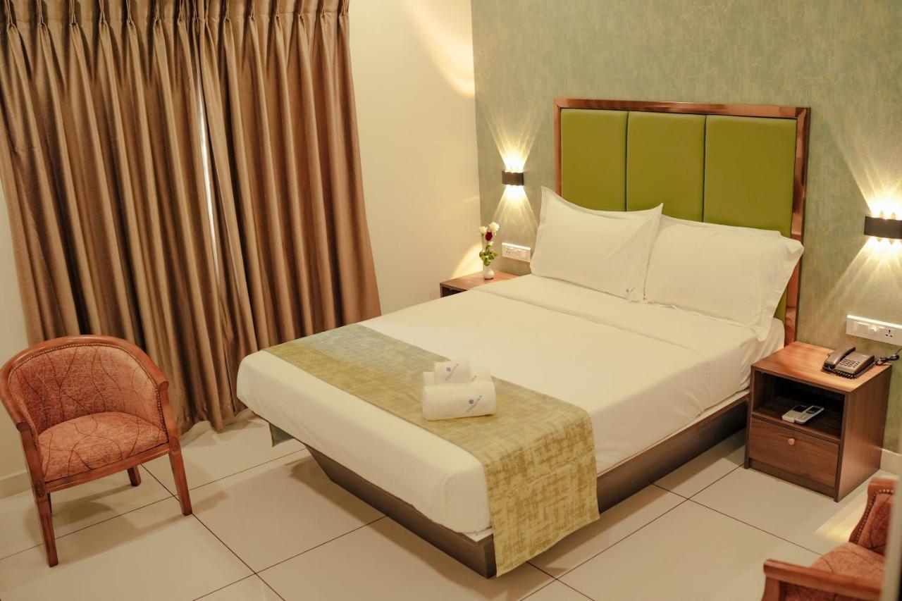 Hotel Esquina Residency Kochi Exterior foto